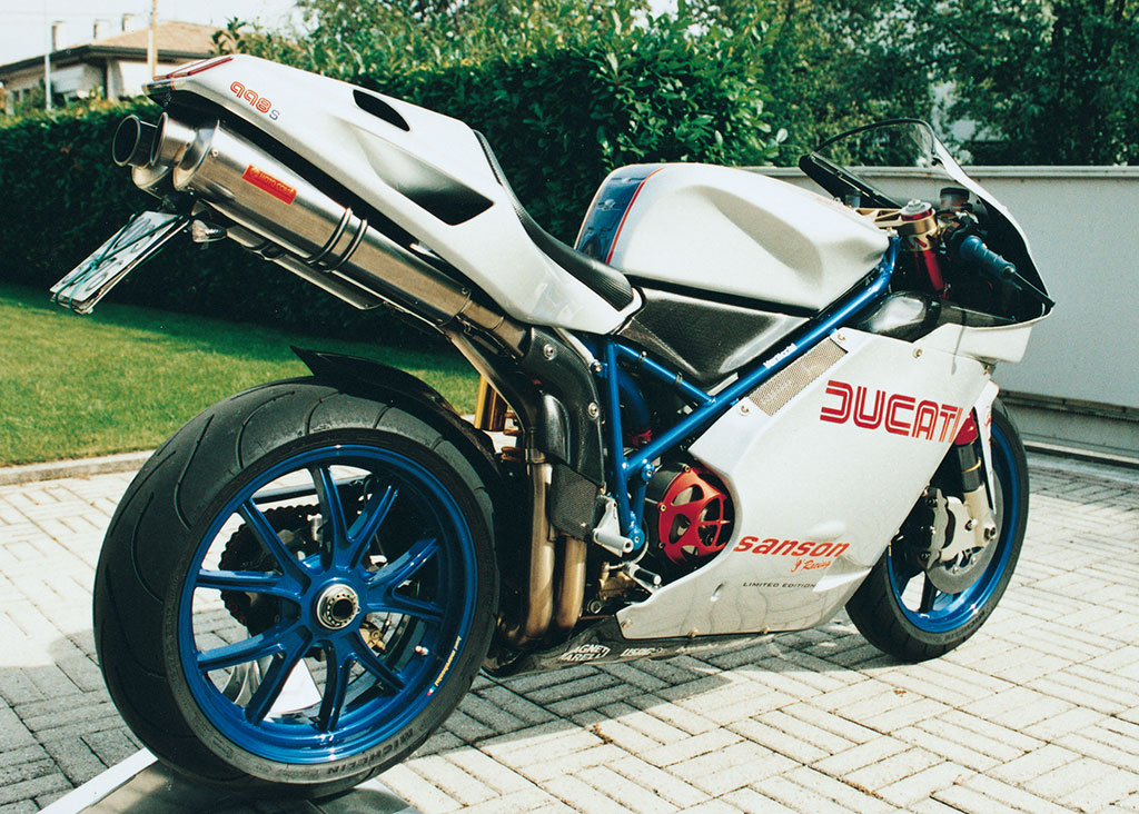 998_ducati_ben_bostrom_replica5