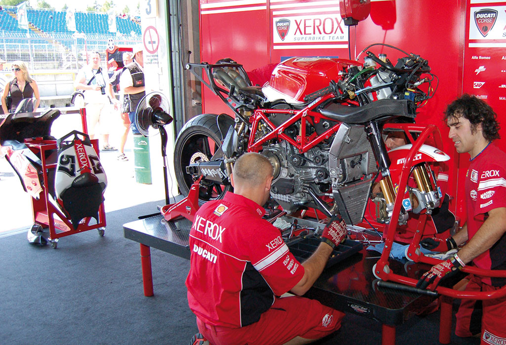 intervista_ernesto_marinelli_ducati_999_1098 (2)