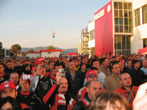 vittoria-motogp-2007-stoner-ducati (2)