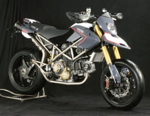 ncr_leggera_hypermotard(3)