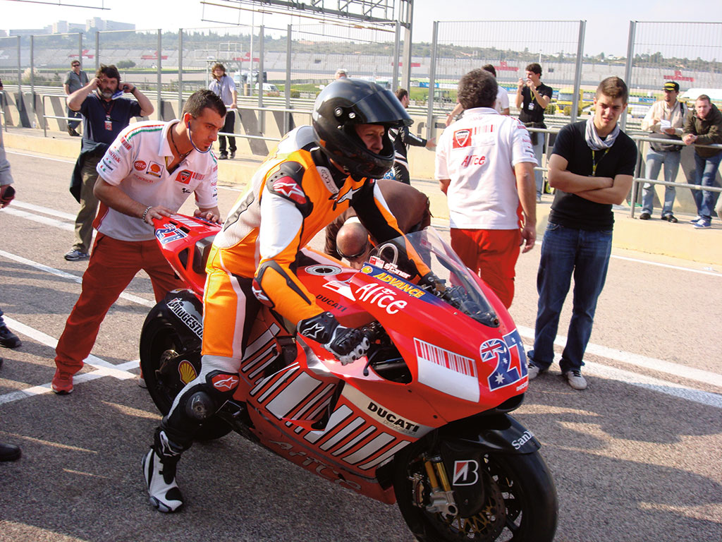 schumacher_desmosedici_ducati (3)