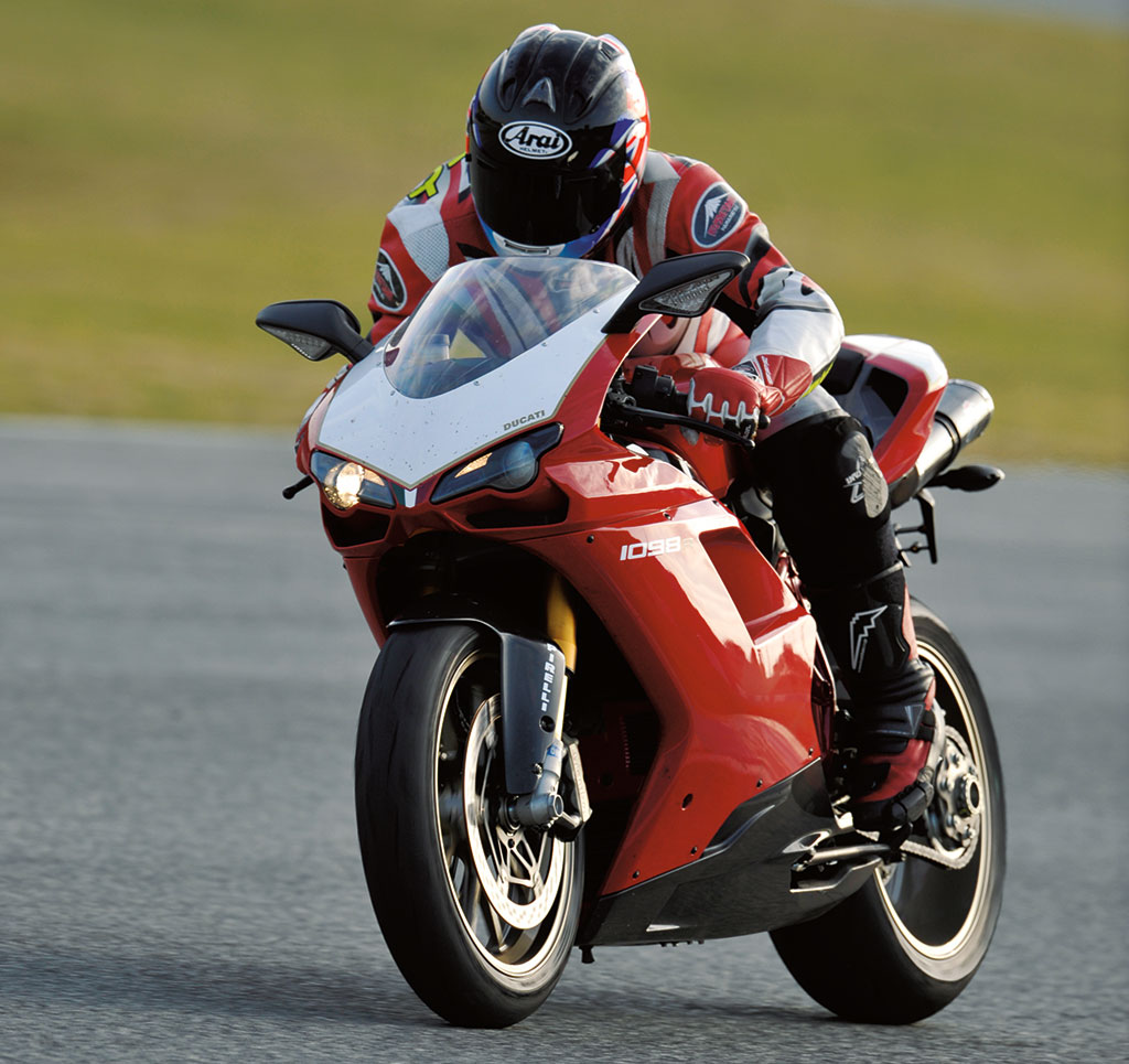 prova_1098_r_ducati (1)
