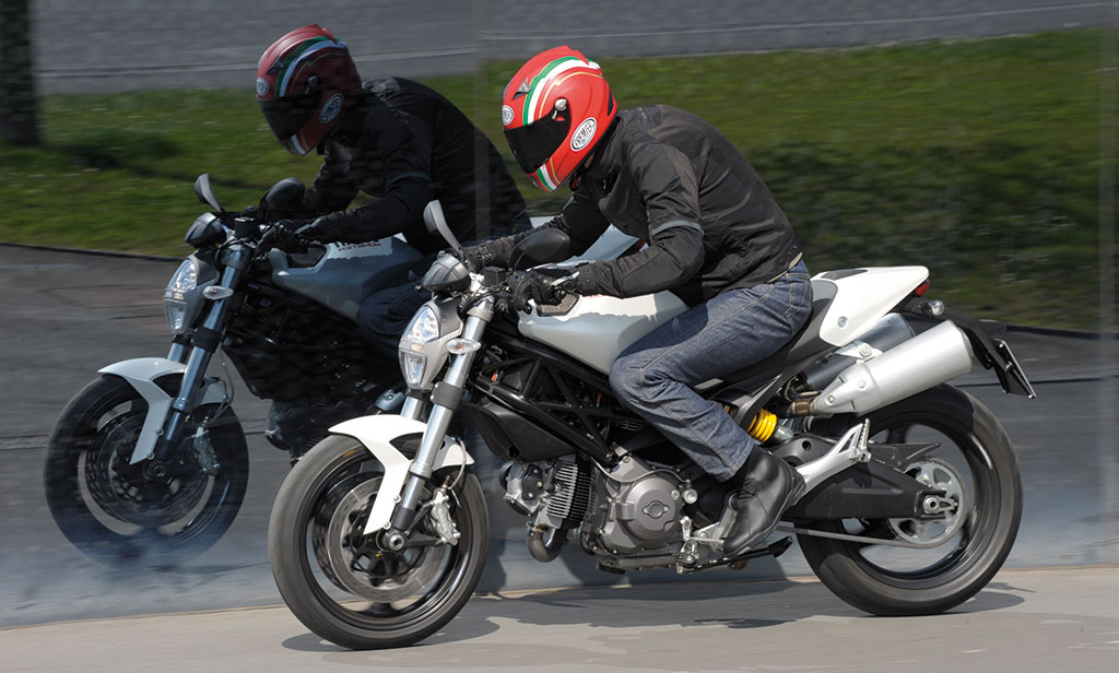 Ducati_Monster_696_prova (1)