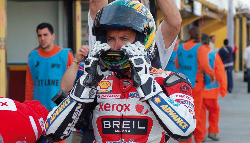 Troy_Bayliss_ducati_2008 (1)