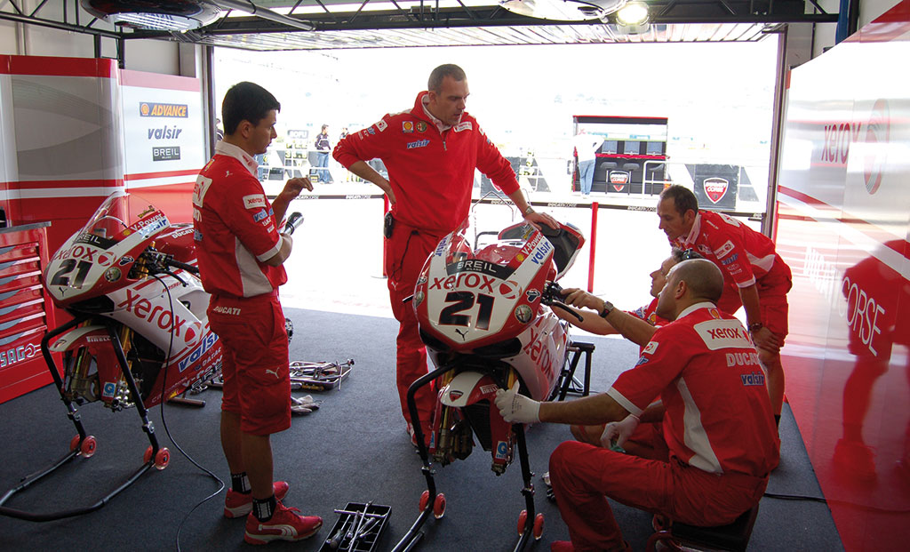 Troy_Bayliss_ducati_2008 (4)