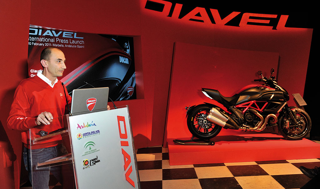 C.Domenicali_ducati_diavel (2)