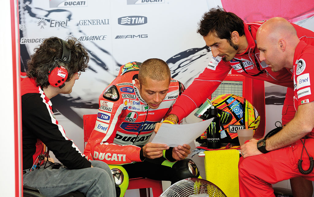 rossi_ducati_2011 (4)