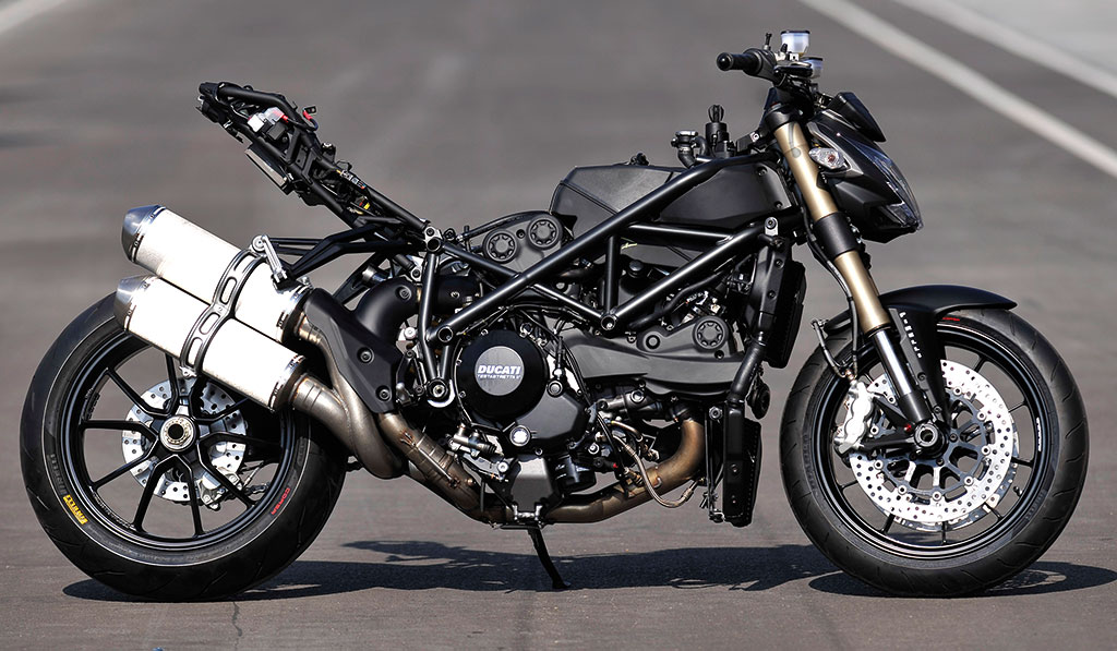 prova_ducati_streetfighter_848