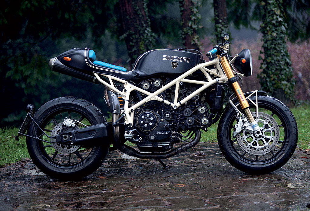 Foto-96---Attrezzo-Veloce-(special-su-base-Ducati-749-di-Mad-Factory)-5616x3744