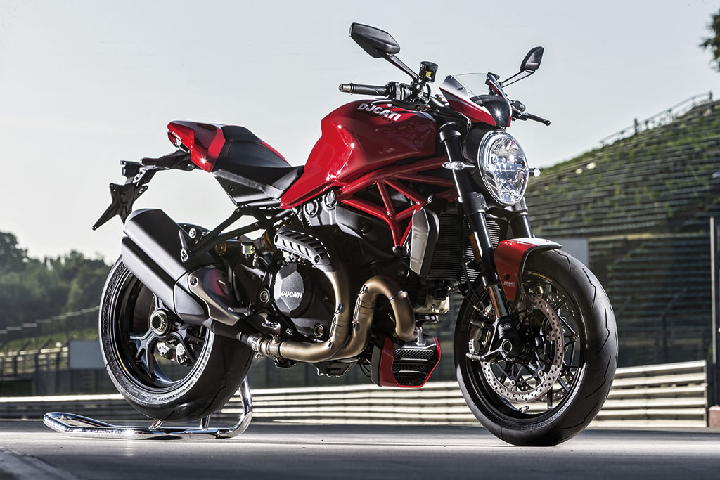 prova-ducati-monster-1200-R (3)