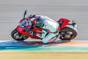 Panigale_v4s_alberto_naska (2)