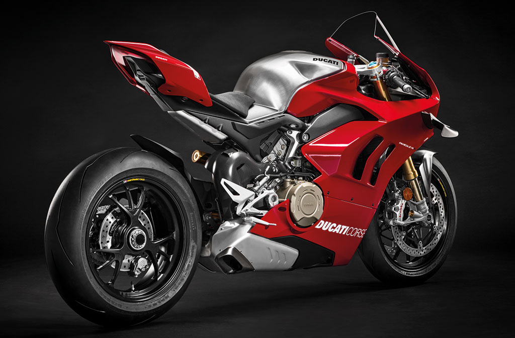 05_DUCATI-PANIGALE-V4-R