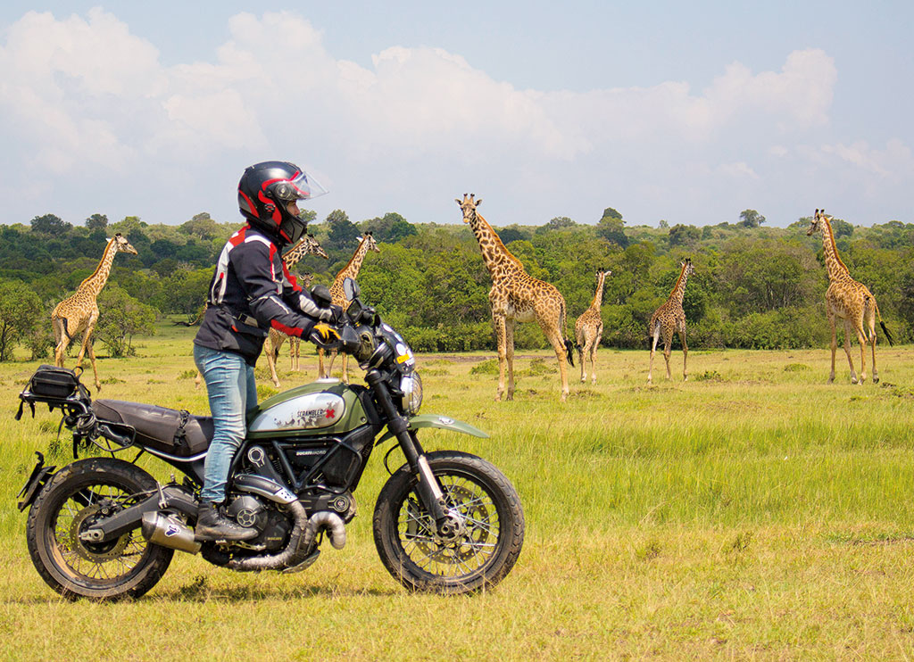 In Africa con lo Scrambler: il viaggio di Alicia Sornosa