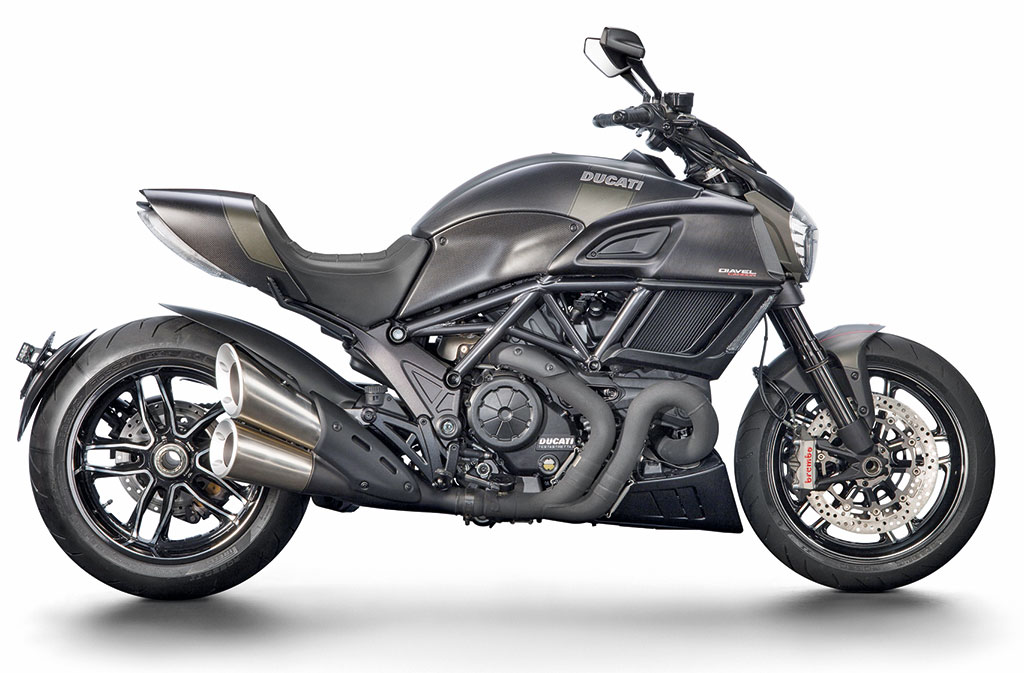 01-DIAVEL-CARBON