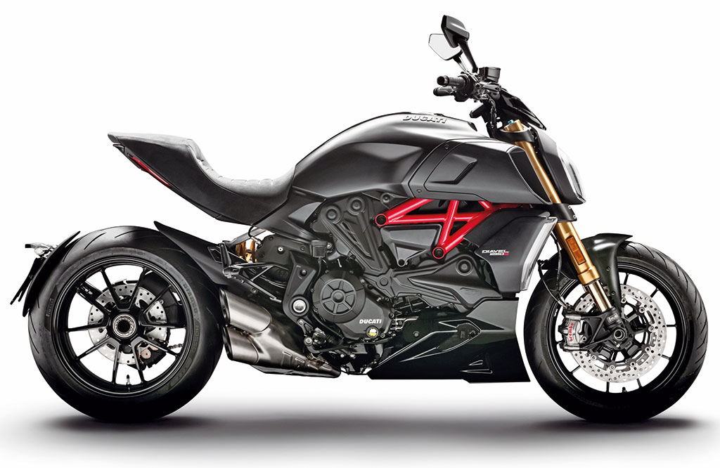 15_DUCATI-DIAVEL-1260-S_UC68946_High