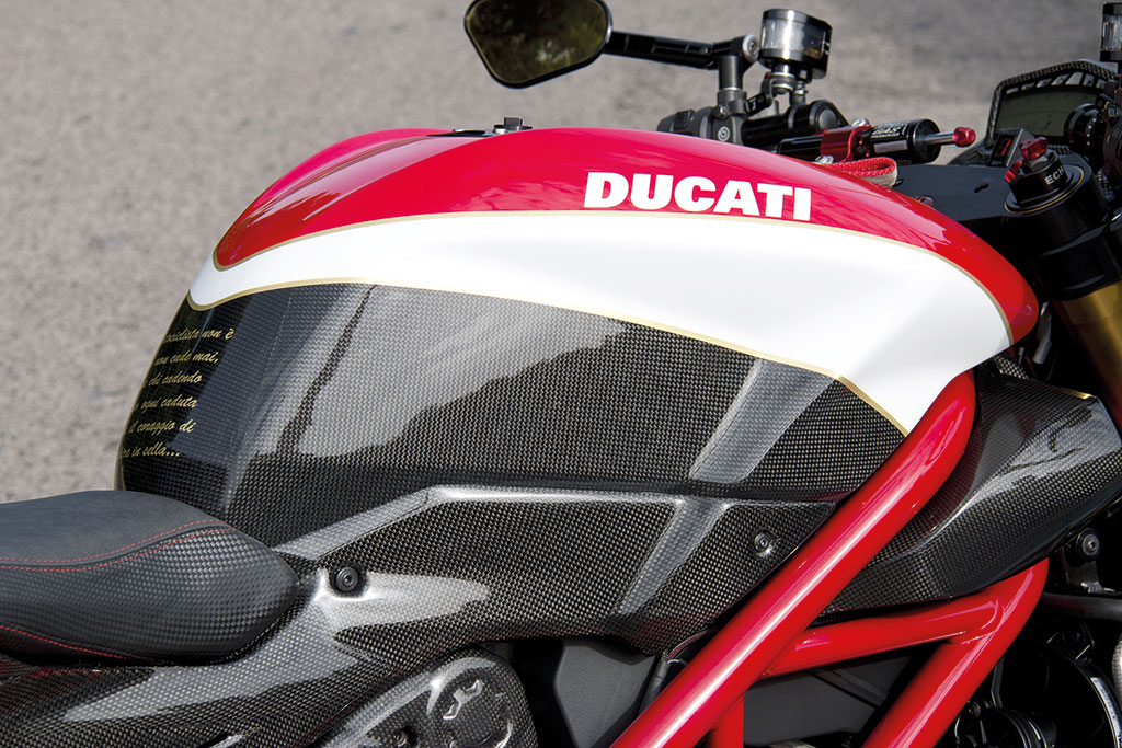 Streetfighter_Ducati_848_special_1 (2)