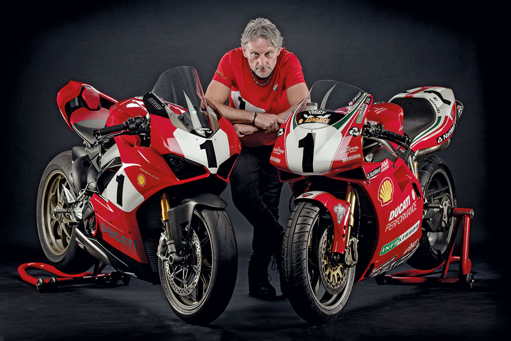 Ducati Panigale V4 25° Anniversario: intervista a Carl Fogarty [VIDEO]