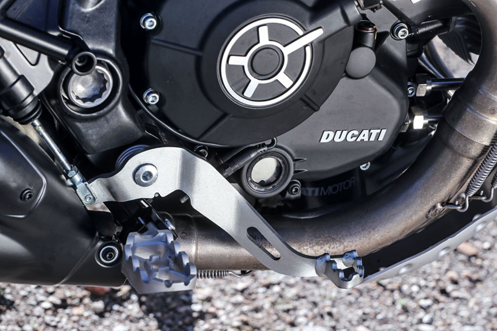 1-Ducati-Scrambler-Desert-Sled-21