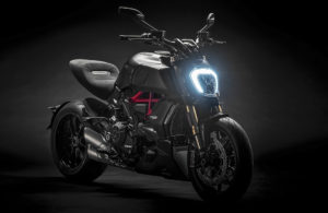 Shooting dei ducatisti col nuovo Diavel 1260 S