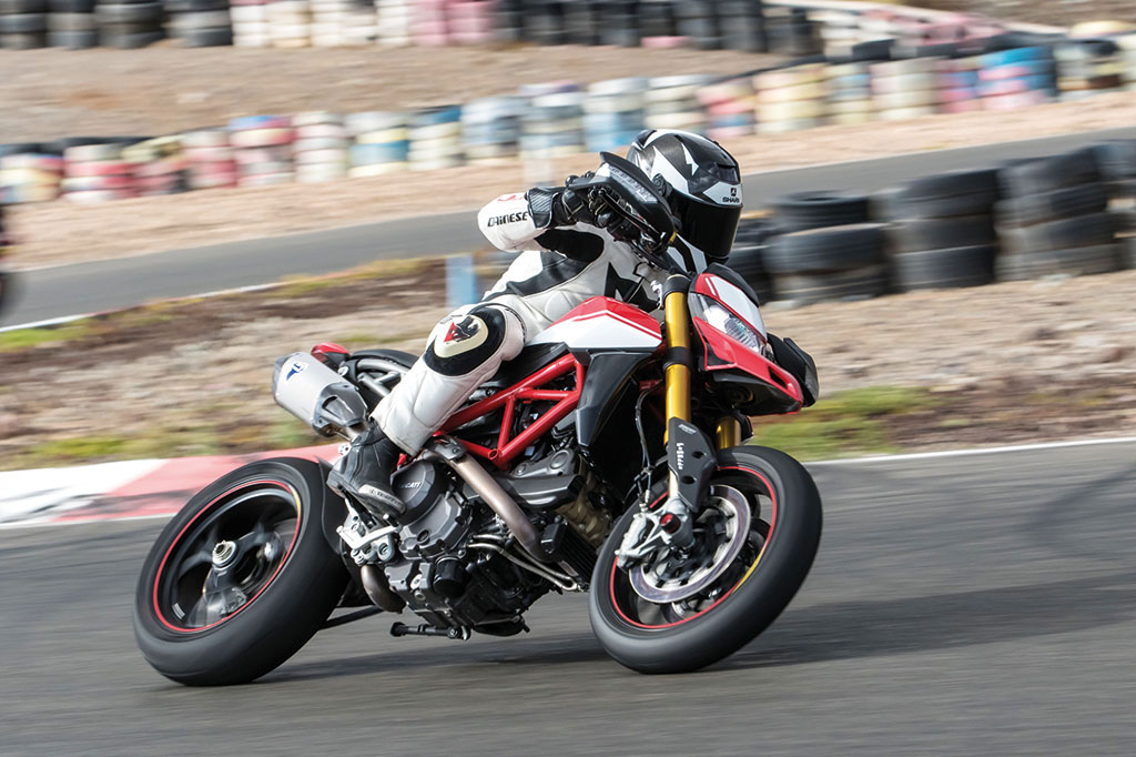 DucatiHypermotard950---9