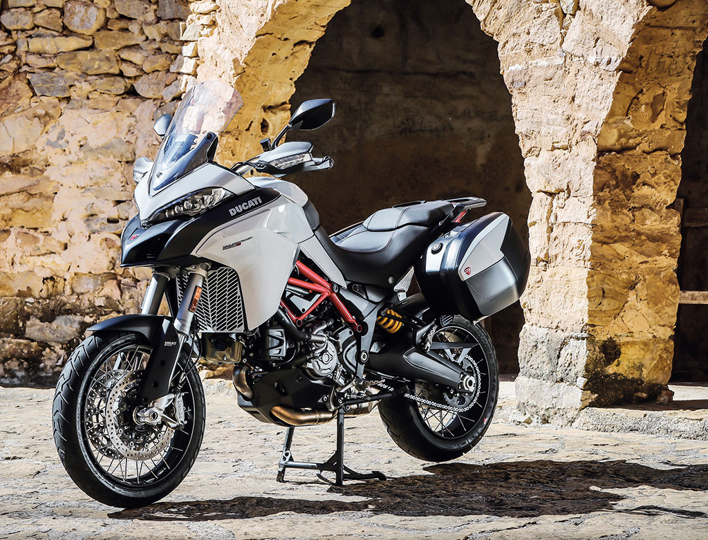 Ducati_Multistrada_950-S-Touring-Static-15