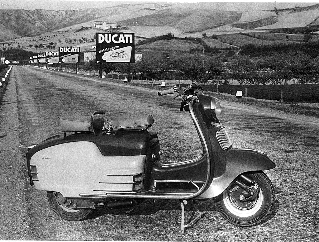 Ducati_scooter (1)