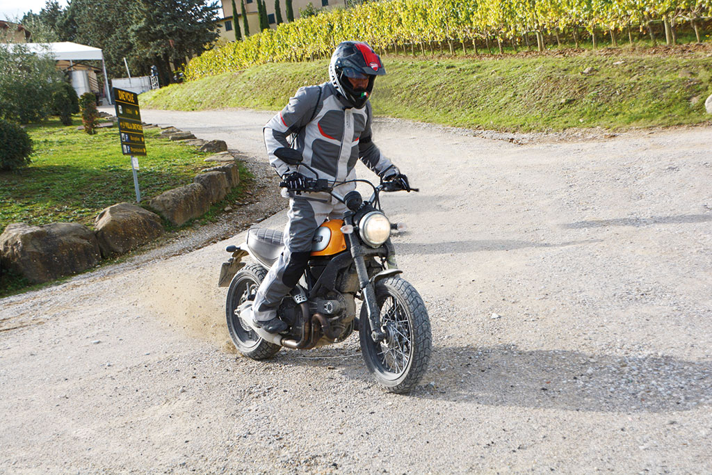 Ducati_scrambler_classic (3)