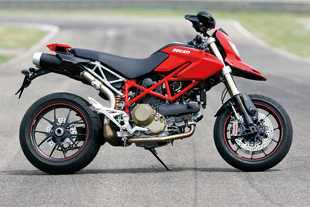 Ducati Hypermotard 1100: monografia