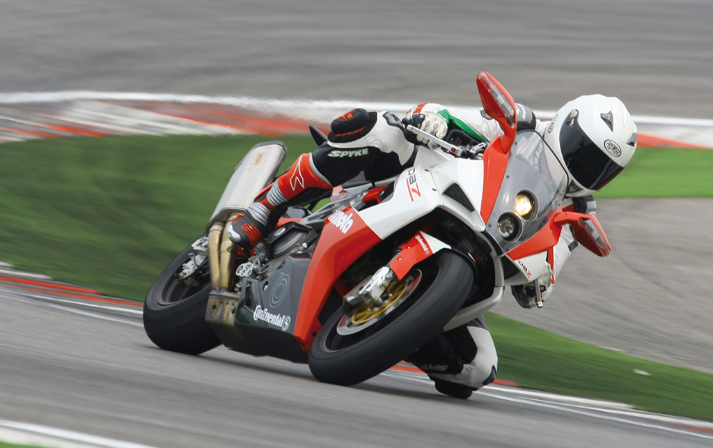 Bimota DB7: supersportiva col motore della 1098