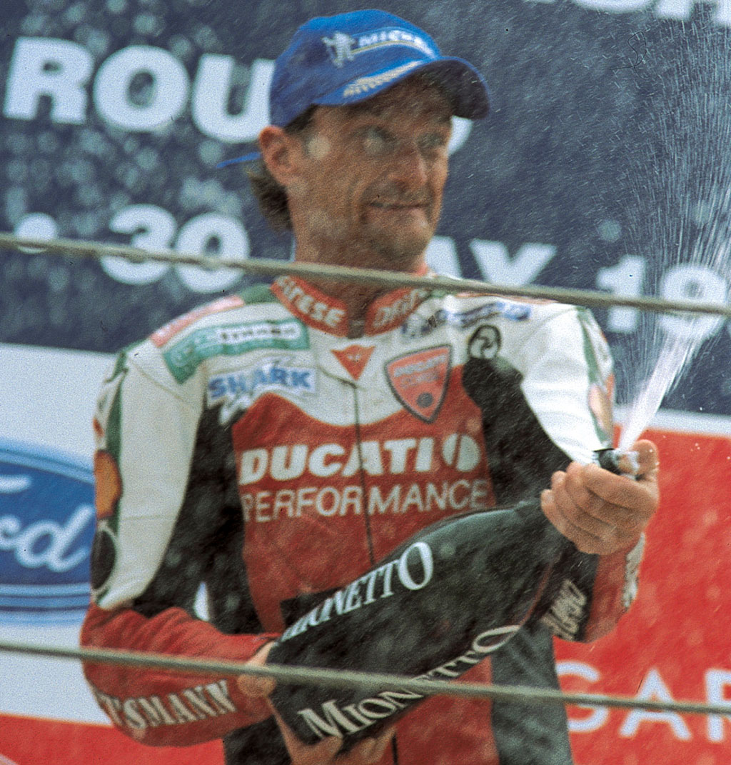 carl_fogarty_superbike_33