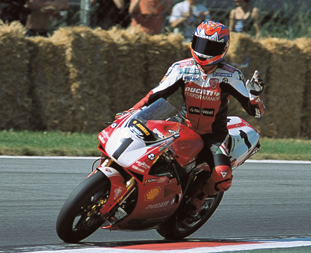 carl_fogarty_superbike_4