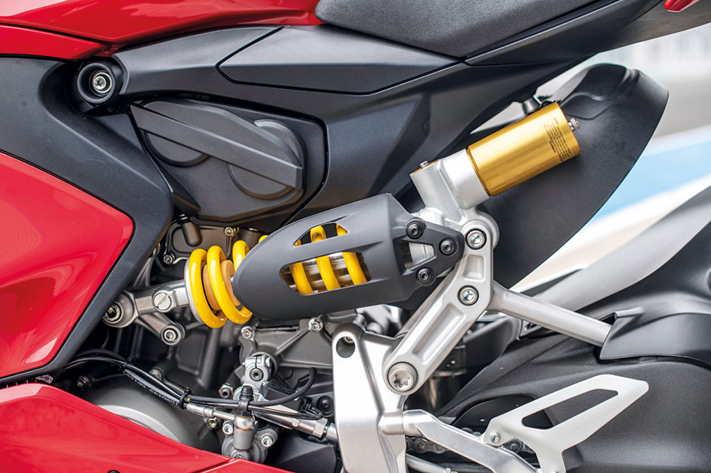 DUCATI-PANIGALE-V2_66_UC104729_High