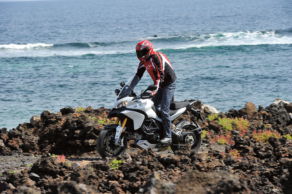 Ducati-Multistrada-1200-enduro-mare