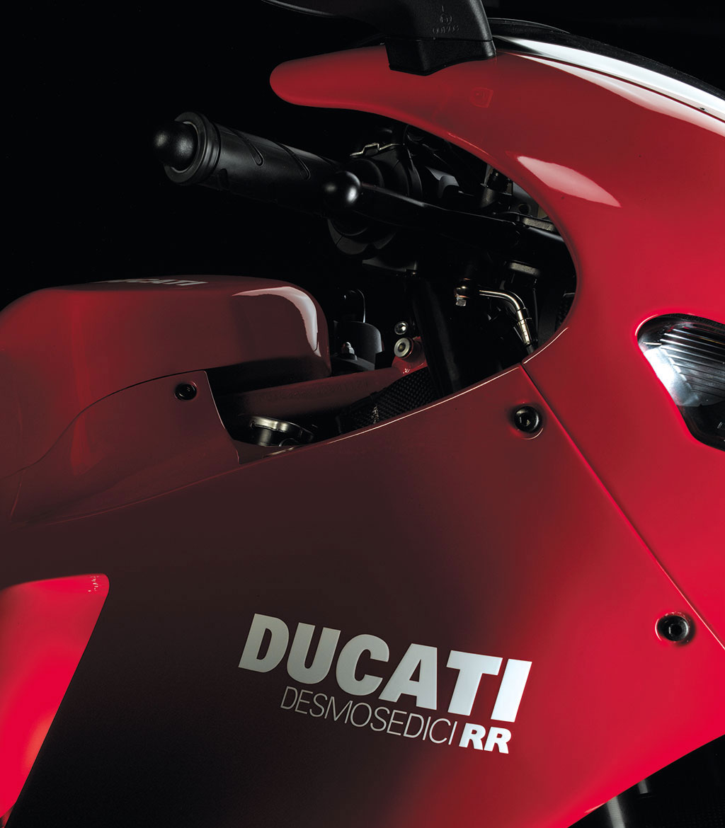 Ducati_desmosedici_rr-(3)
