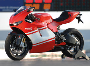 Ducati Desmosedici RR: monografia