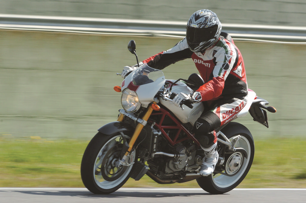 Prova Ducati Monster S4RS