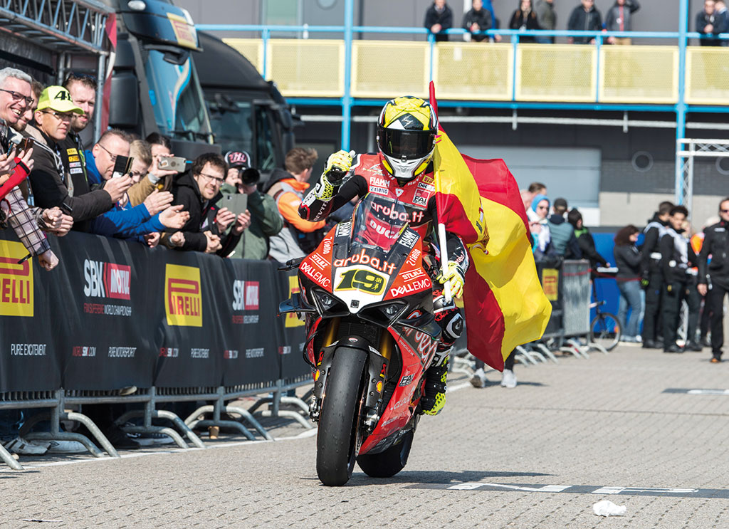 alvaro_bautista_ducati_panigale_v4_r (3)