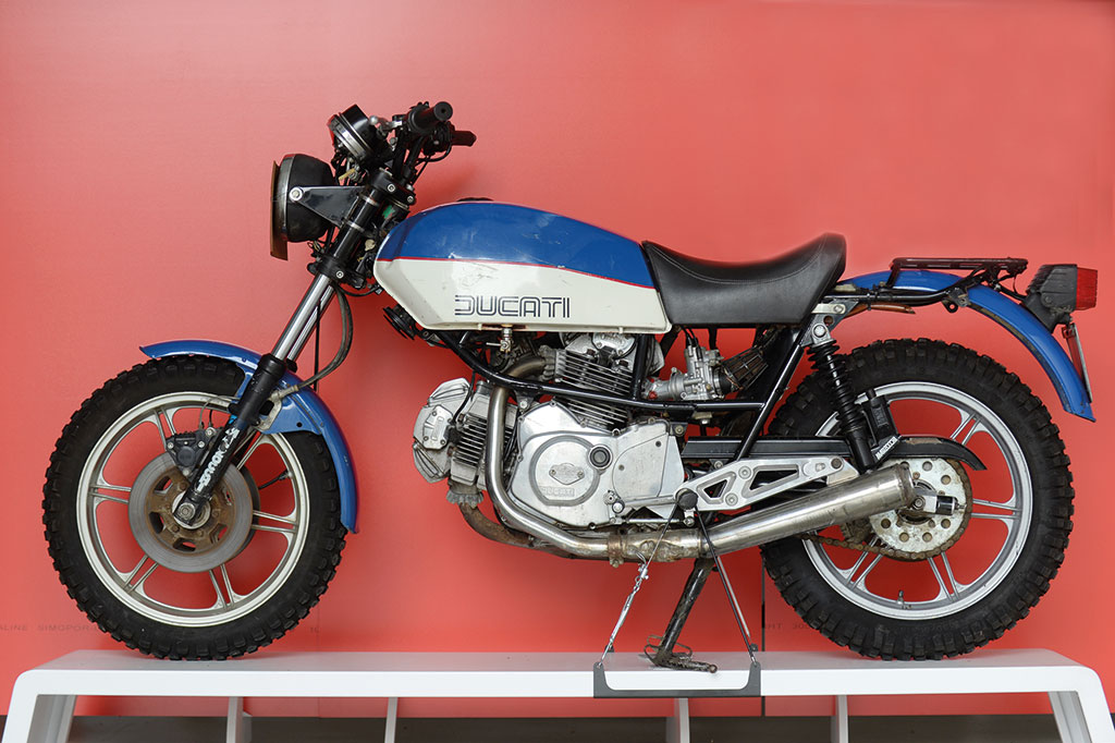 ducati-pantah-600-vigili-urbnai-bologna