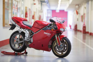 La Ducati con due ruote motrici