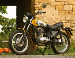 Ducati Scrambler 450: fascino senza tempo