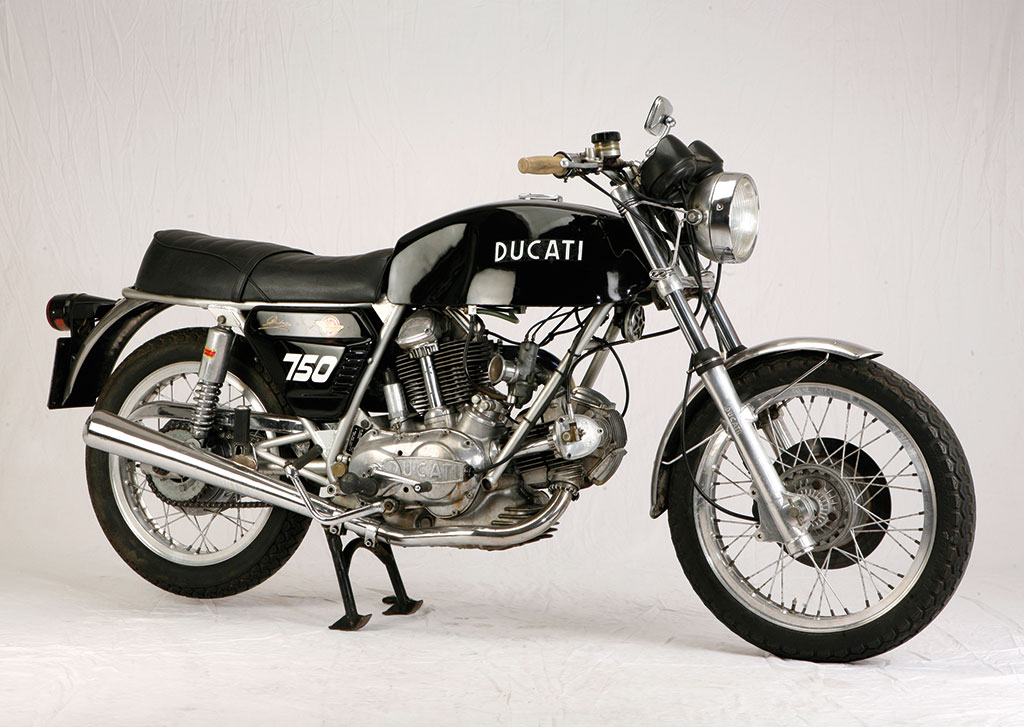 Ducati 750 GT a carter tondi: una bellezza classica