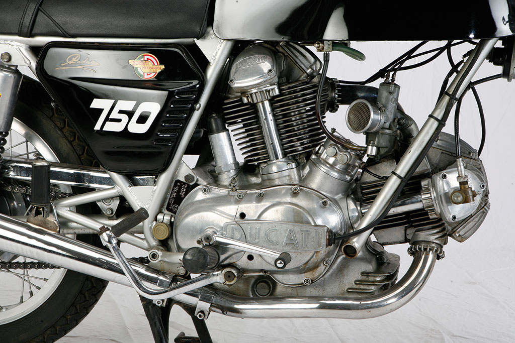 ducati_750_gt_carter_tondi (4)