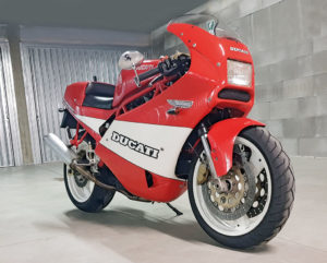 Una 900 Supersport con motore 996 da SBK