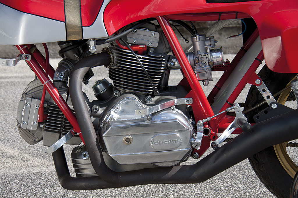 restauro_ducati_mhr_900 (2)