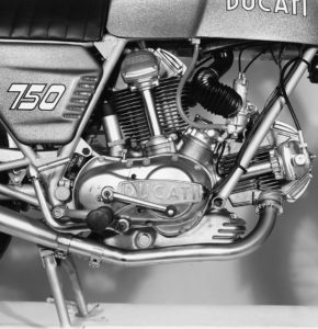 il primo bicilindrico Ducati sulla 750 GT
