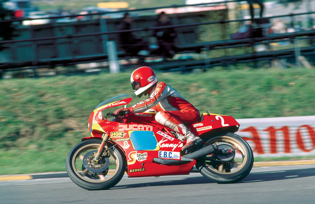 Tony Rutter a Brands Hatch con Ducati Pantah