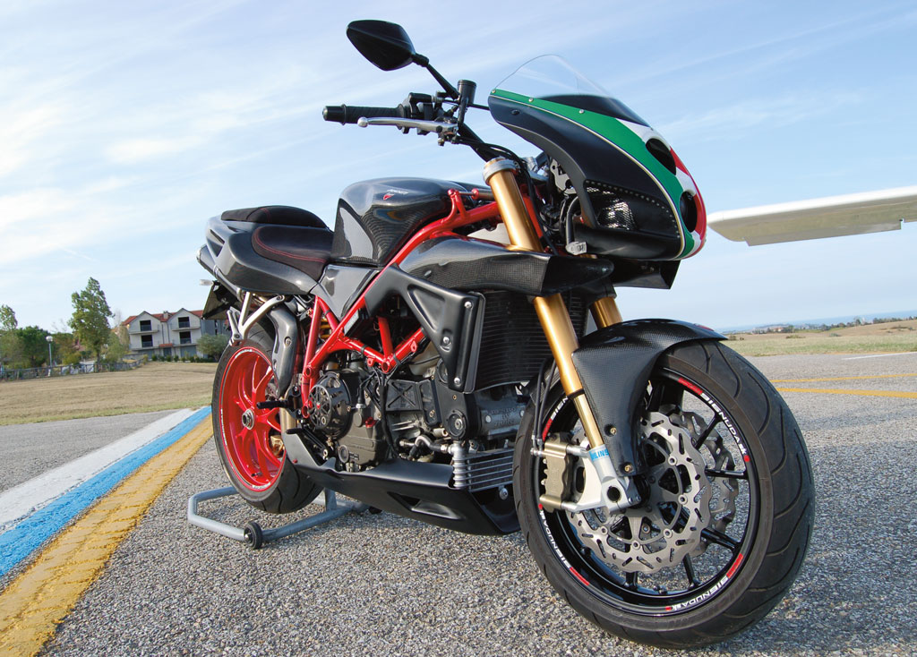 moto Ducati 916