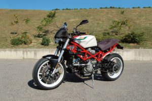 moto Ducati Vyrale