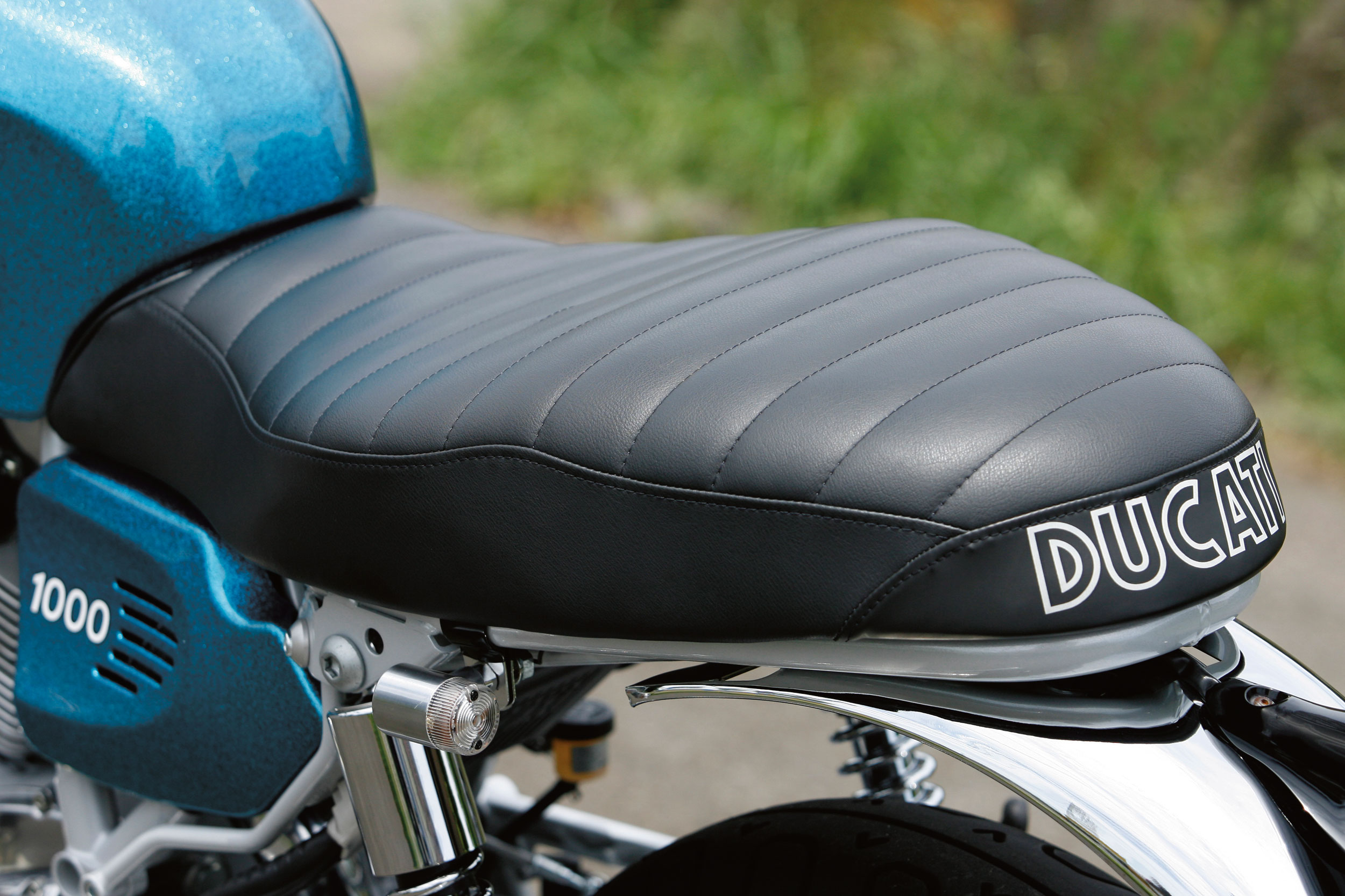 Ducati GT 1000 motorcycle saddle