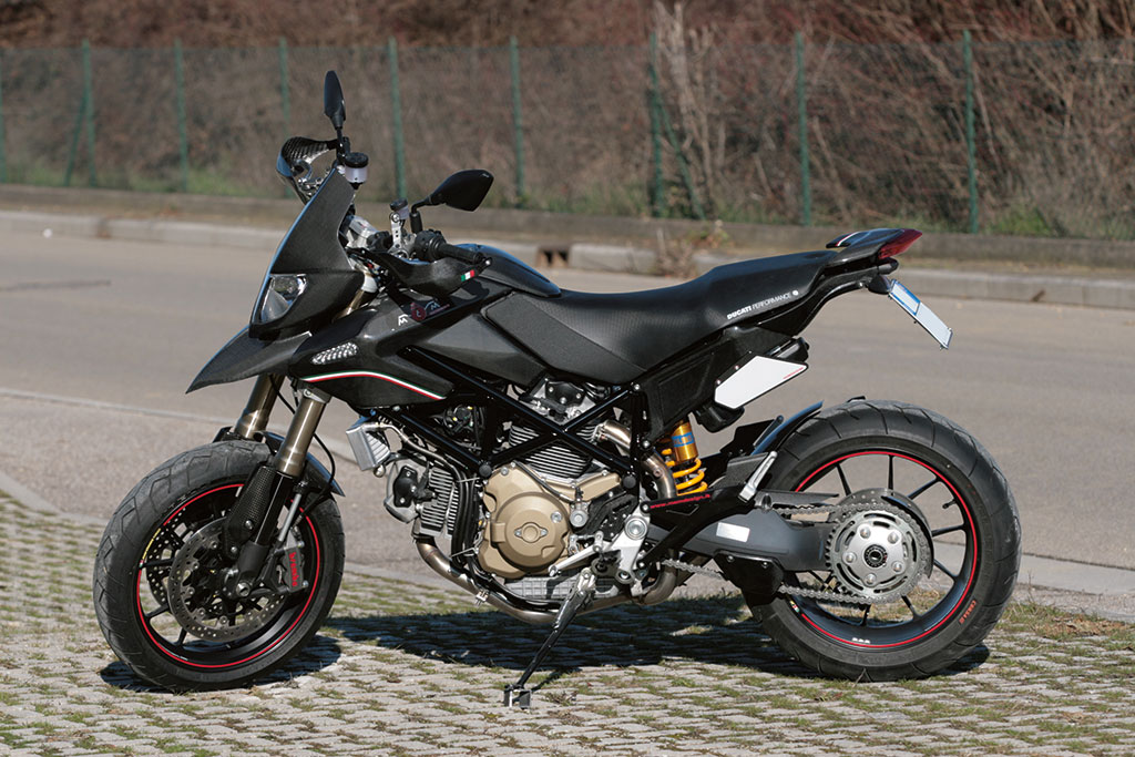 ducati_hypermotard_special_carbonio 